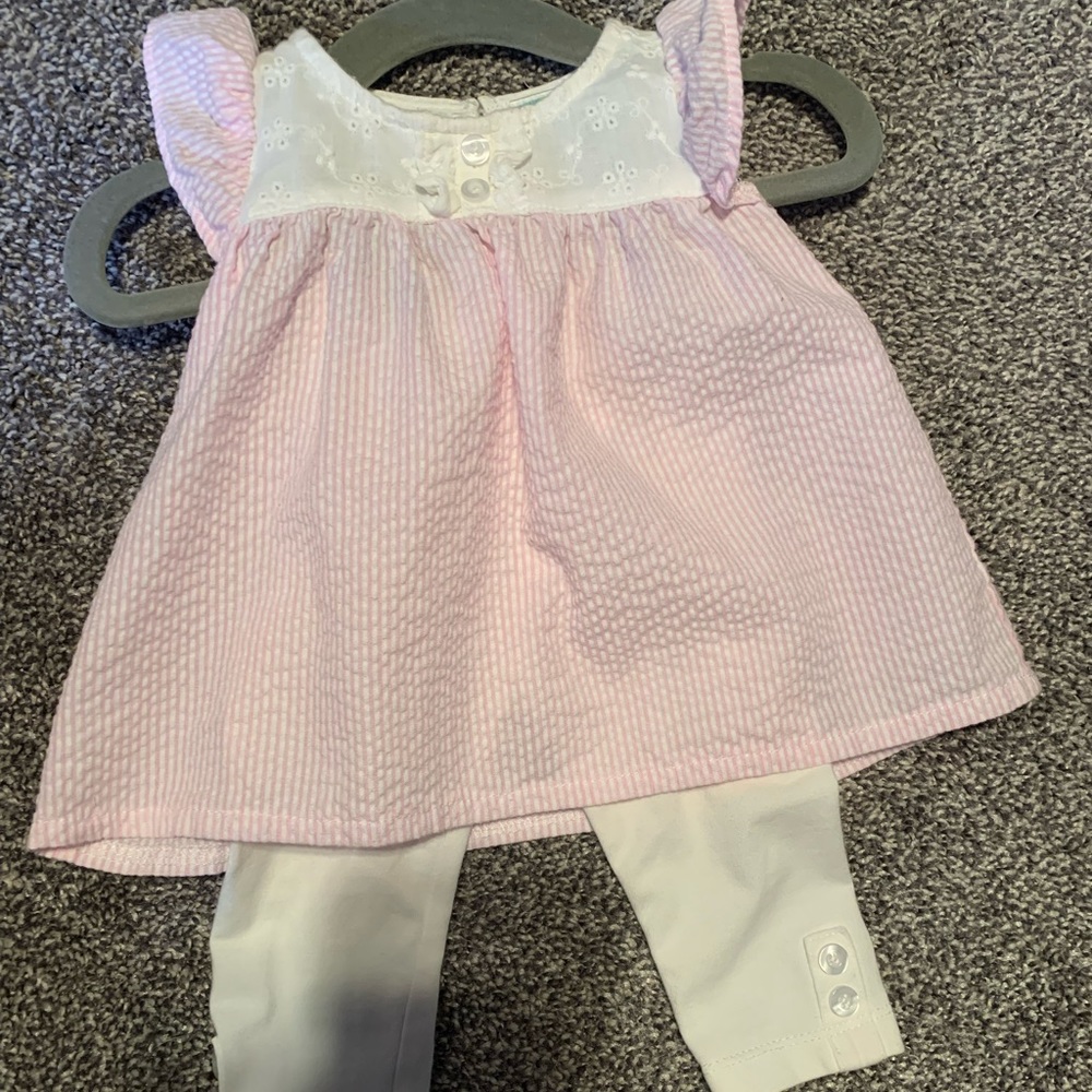 0-3 month Edgehill Collection top and leggings